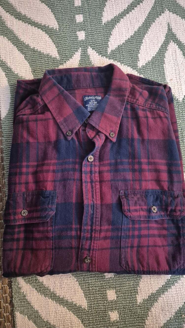 Faded Glory Plaid Flannel Shirt Size L 42-44 Red Navy Long Sleeve